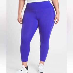 Athleta Ultimate Stash Pocket 7/8 Tight, Becca Blue Sz M
